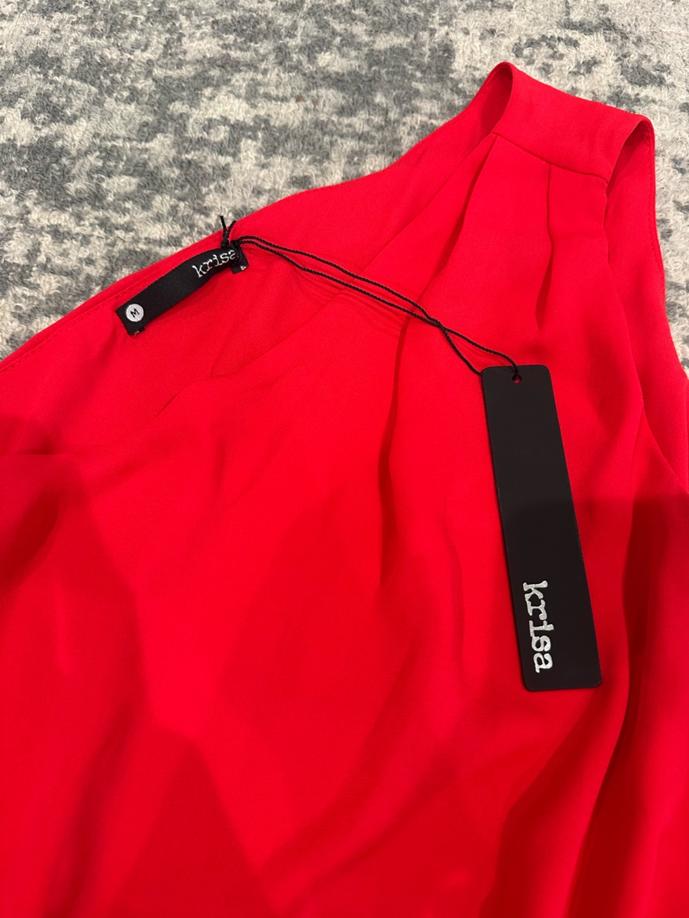 krisa One Shoulder Ruffle Mini in Red - Picture 3 of 4